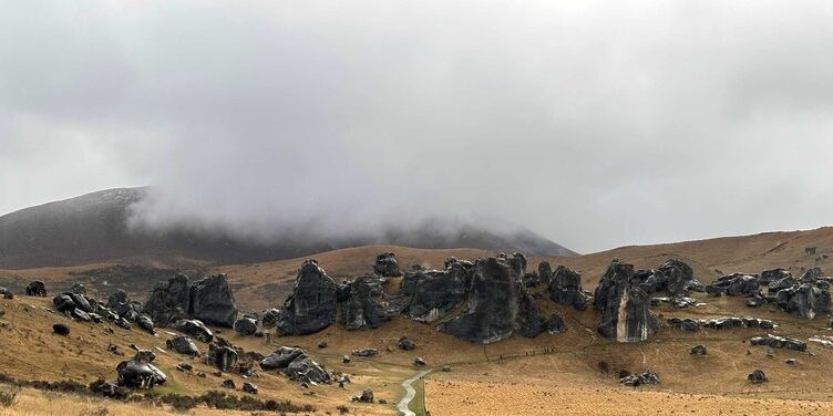 Kura-Tawhiti-landscape-01